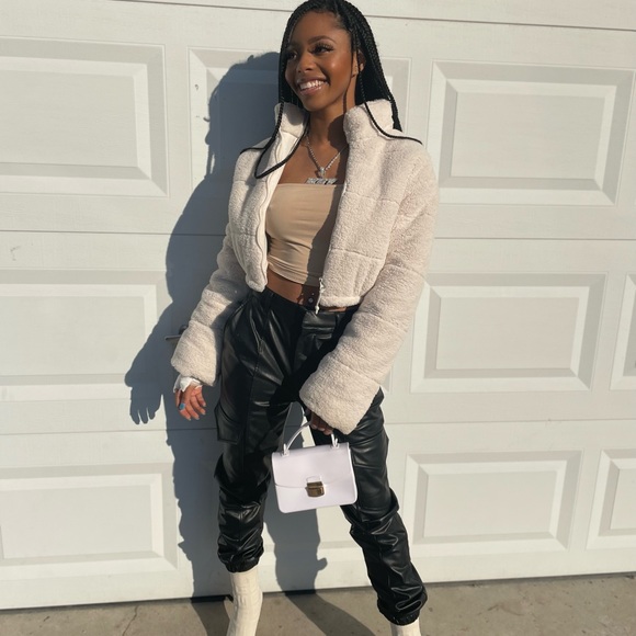 Black faux leather pants - Picture 3 of 3